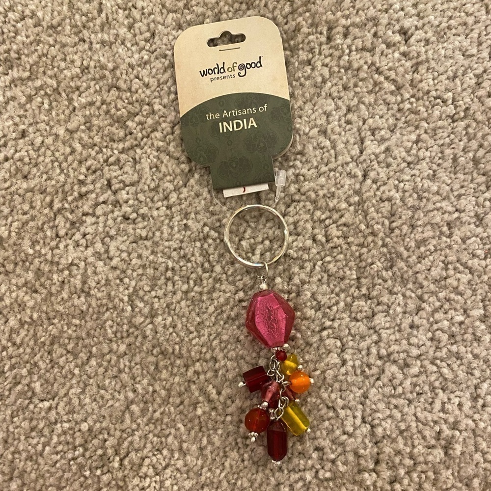 WORLD of Good Keychain - Picture 1 of 6